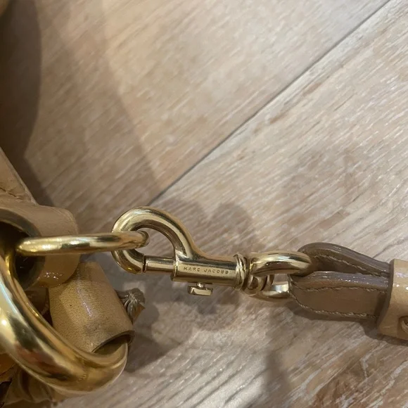 Marc Jacobs Julianne Camel Leather Purse - Picture 9 of 12